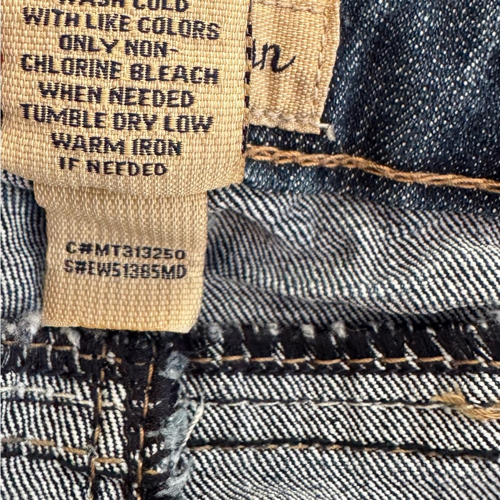 Earl Jeans Women's Blue Denim Capris - Picture 7 of 7